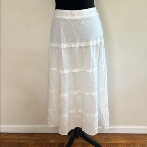 Metro Wear White A-Line Tiered Maxi Skirt